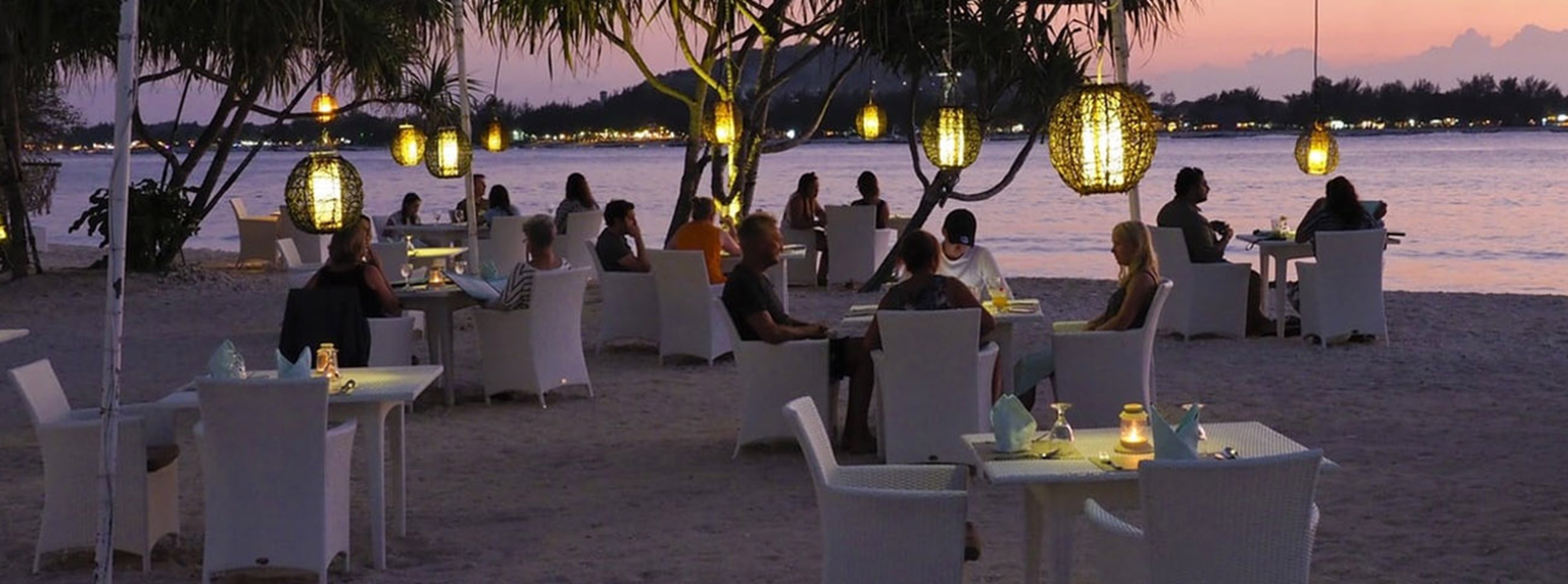 Romantic Dinner | Segara Travel Lombok